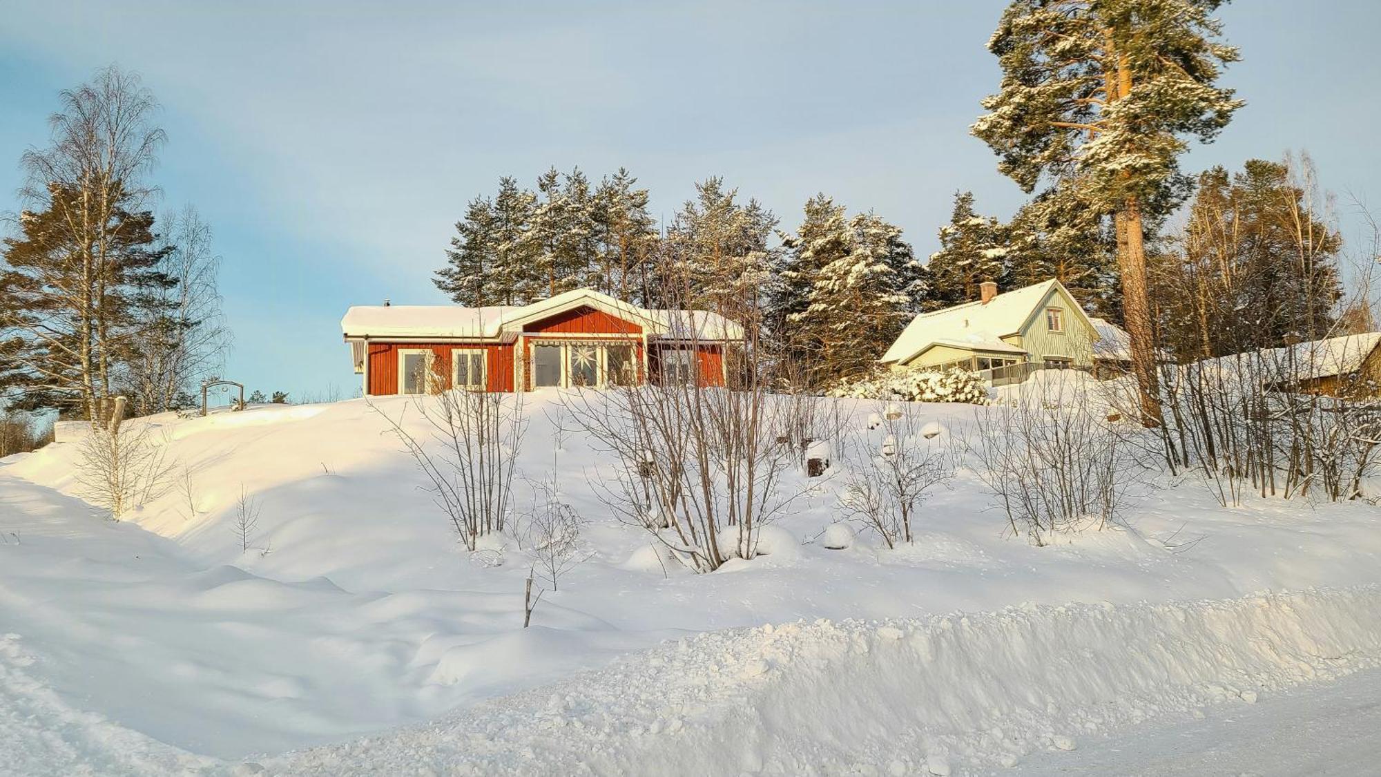 Nature Gem With Lake View Near Hudiksvall Villa Forsa  Exterior photo